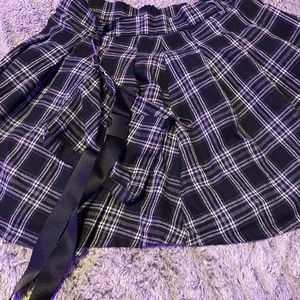 SHEIN Tartan side pocket belted mini skirt (PLEASE CHECK DESCRIPTION)